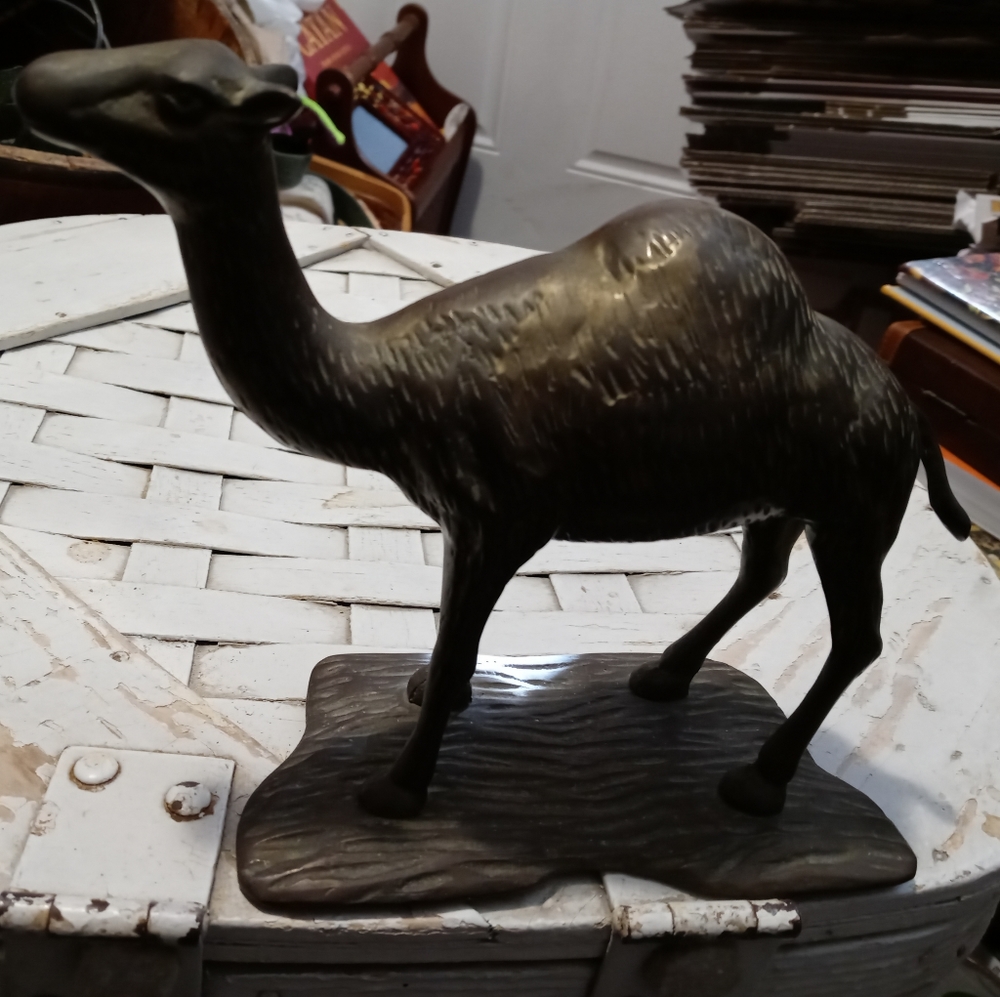 🚜🐫R.J. REYNOLDS BRONZE CAMEL🐫🎋🌄TOBACCO CO. ICONIC CAMEL.🐫 - Picture 13 of 15
